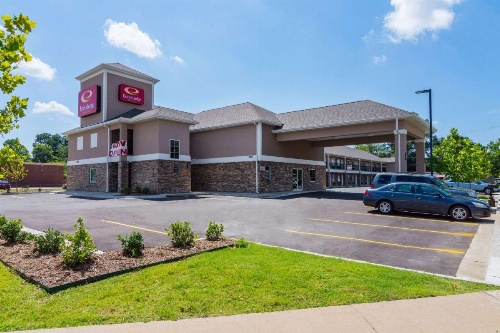 Econo Lodge Inn & Suites North Little Rock image 31